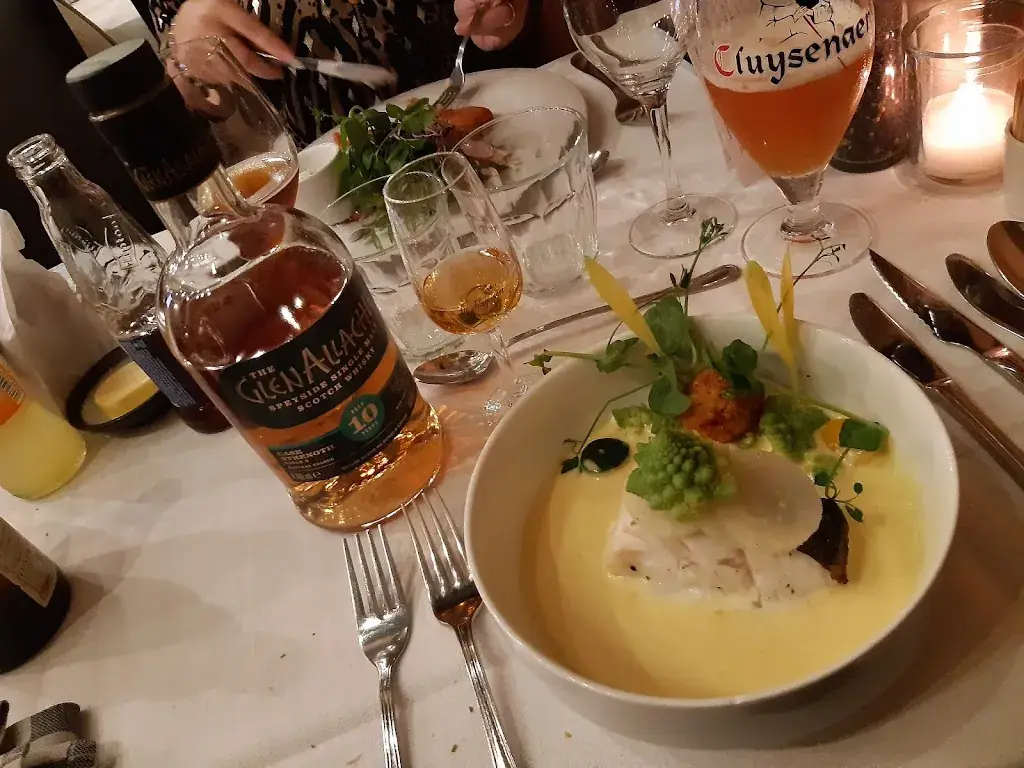 Anthony Van Sele_De Cluysenaer_Evergem_review