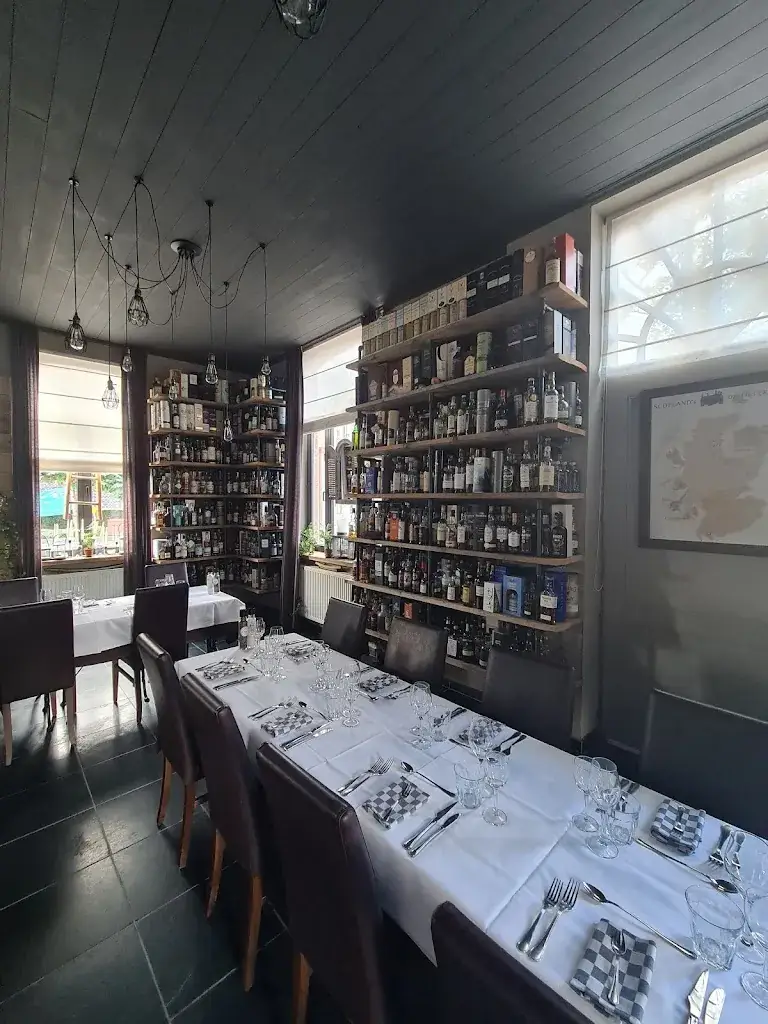 De Cluysenaer restaurant in Evergem