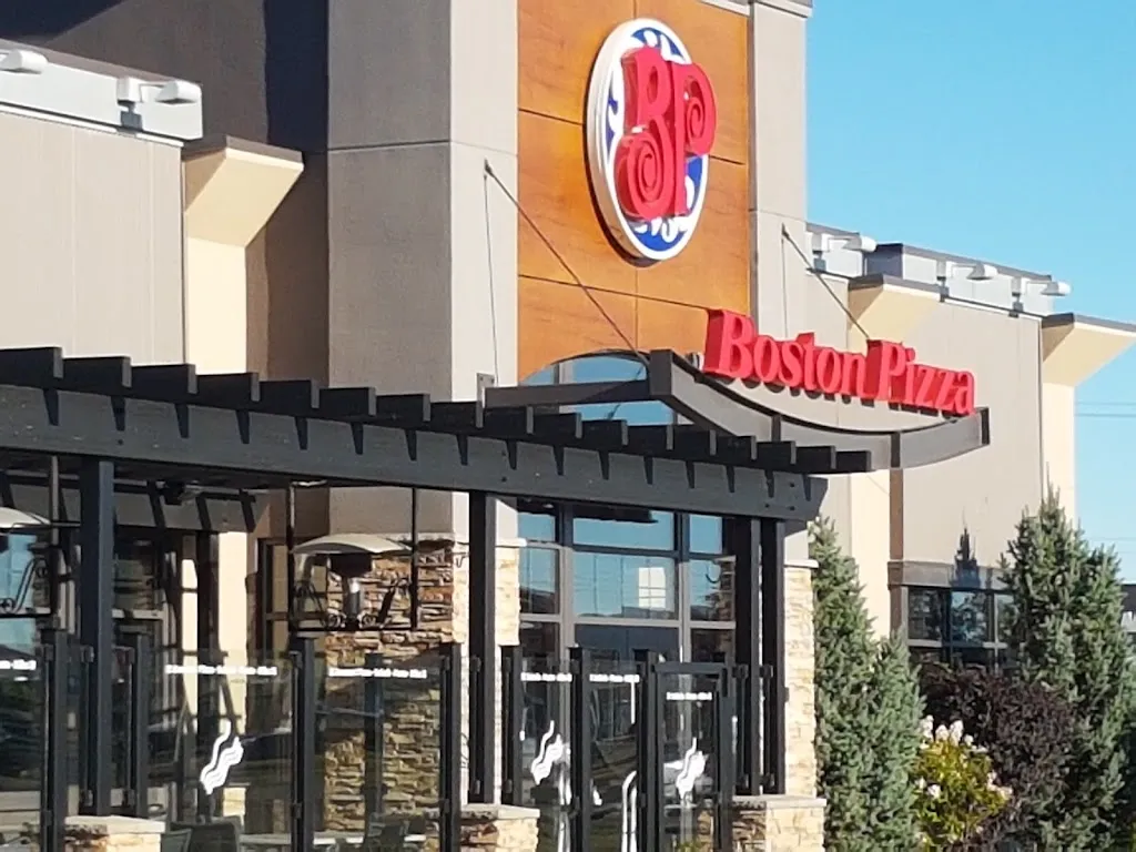 Boston Pizza restaurante en Stettler