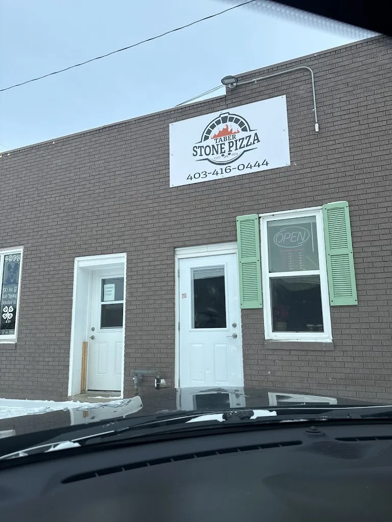Taber Stone Pizza restaurante en Taber