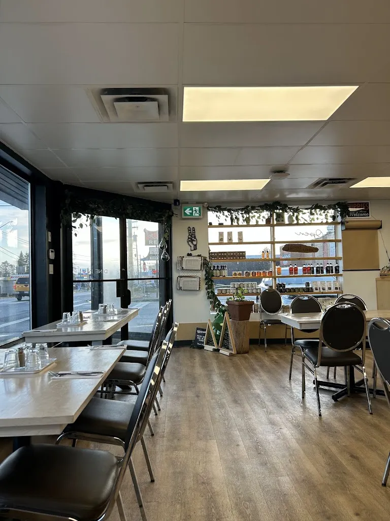 More Eatery_Campbell River_slider_bild_3