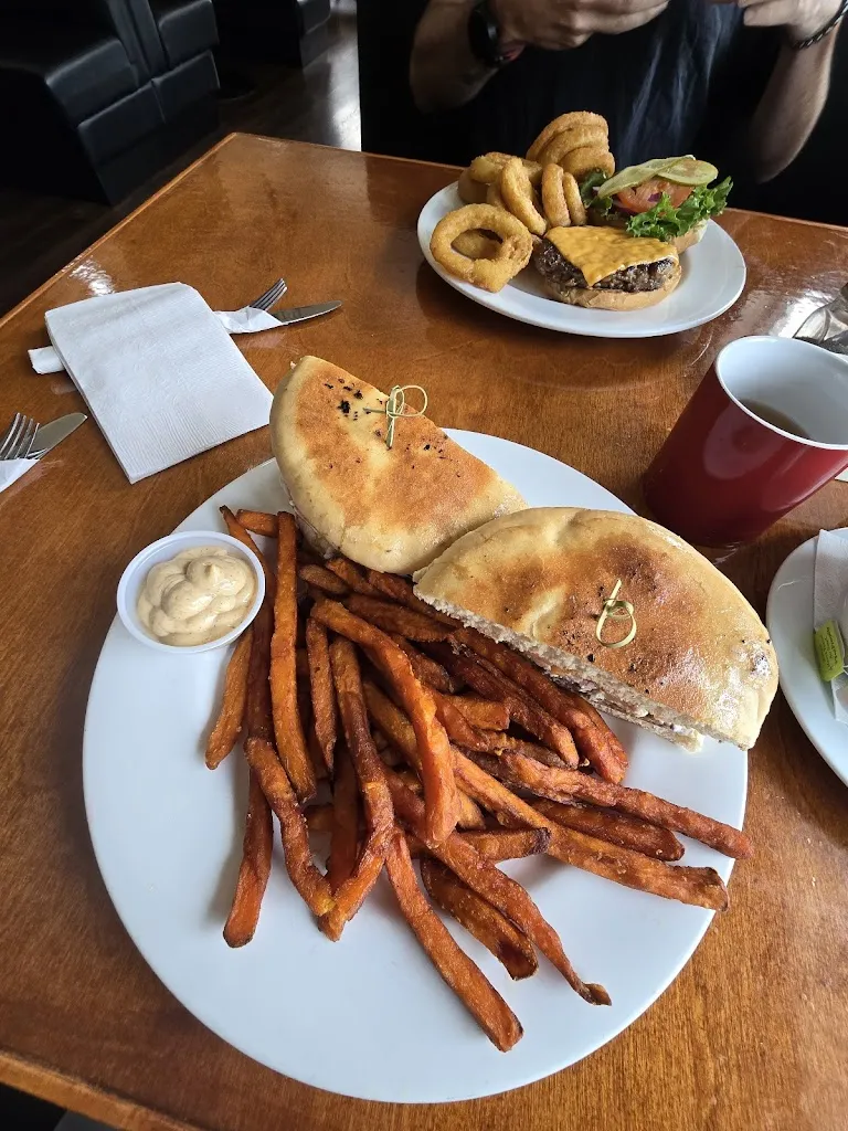 Victoria Cope_The Railside Restaurant_Chase_review