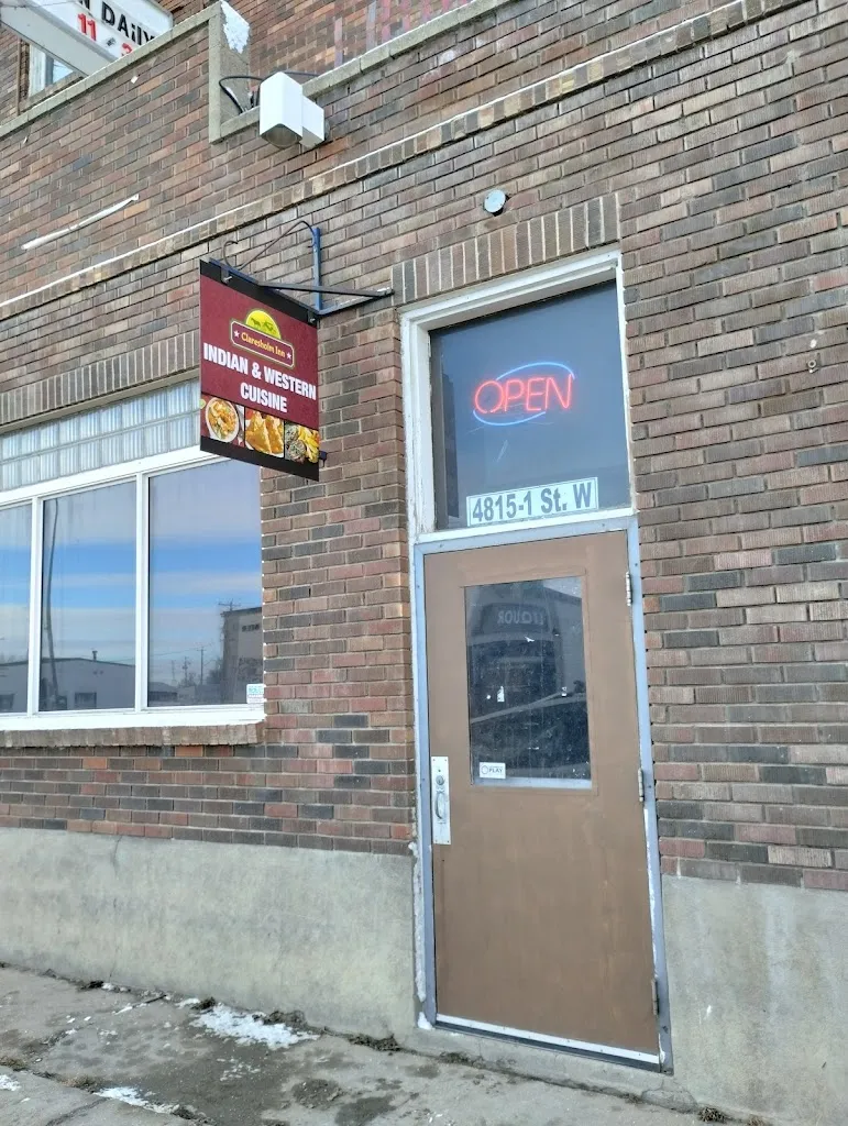 Indian and Western Cuisine restaurante en Claresholm