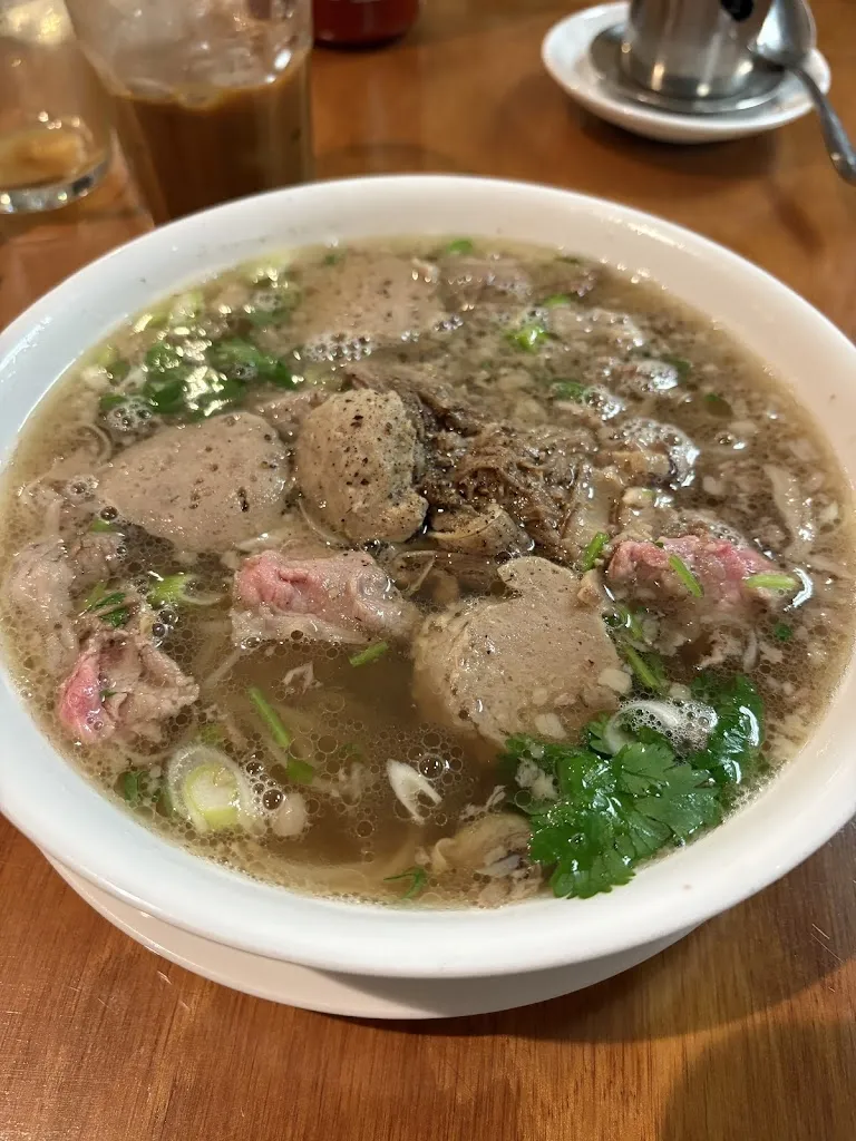 Pho Triple 7 Restaurant_Chemainus_slider_imagen_3