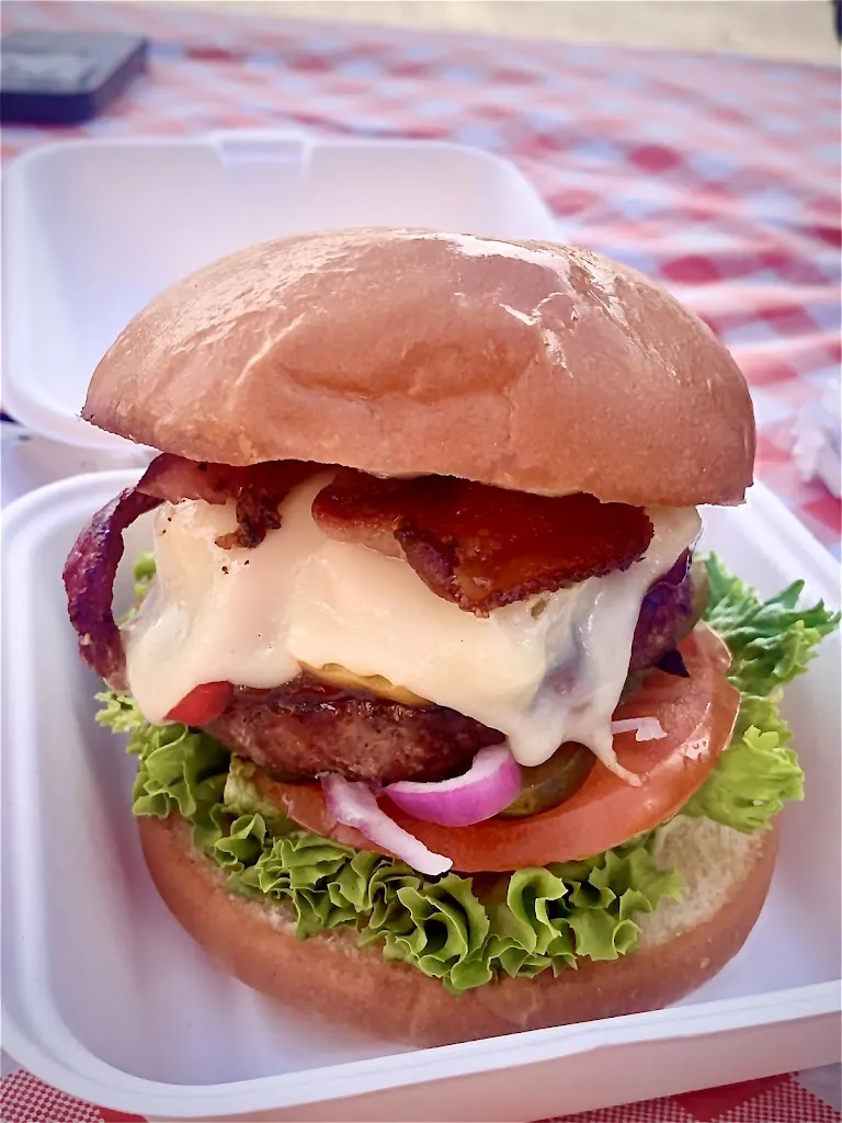 Hosers firetruck grill restaurante en Coombs