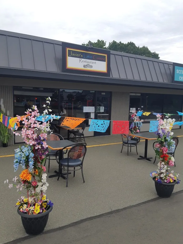 Javier's Latin Cuisine Restaurant restaurante en Courtenay