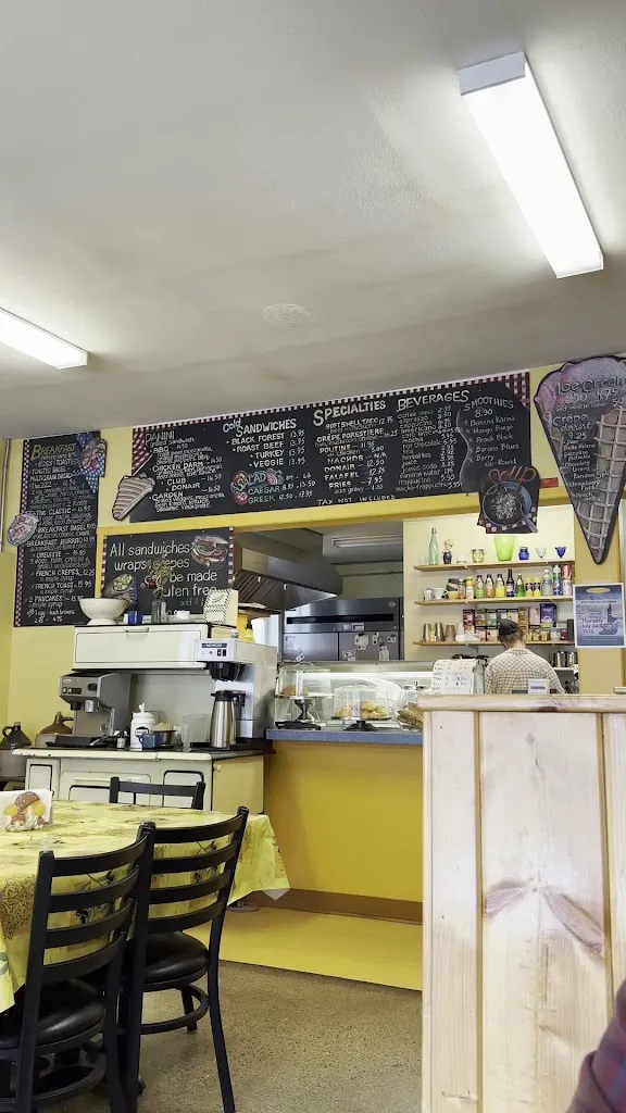 Megan Copsey_Retro Cafe_Creston_recensione