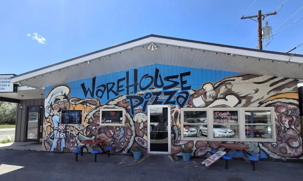 Warehouse Pizza_Creston_slider_imagen_3
