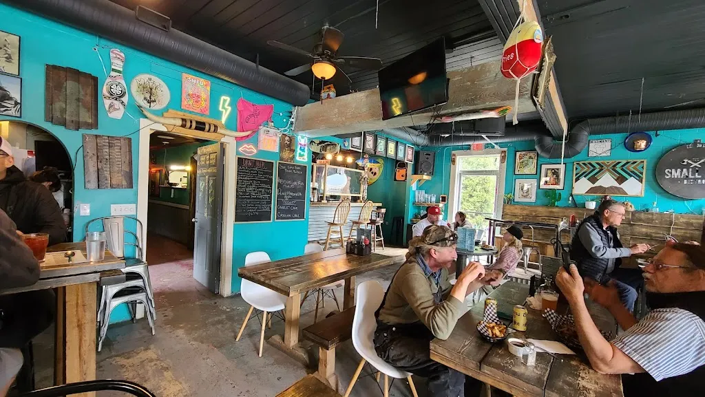 The Small Axe Road House restaurante en Enderby