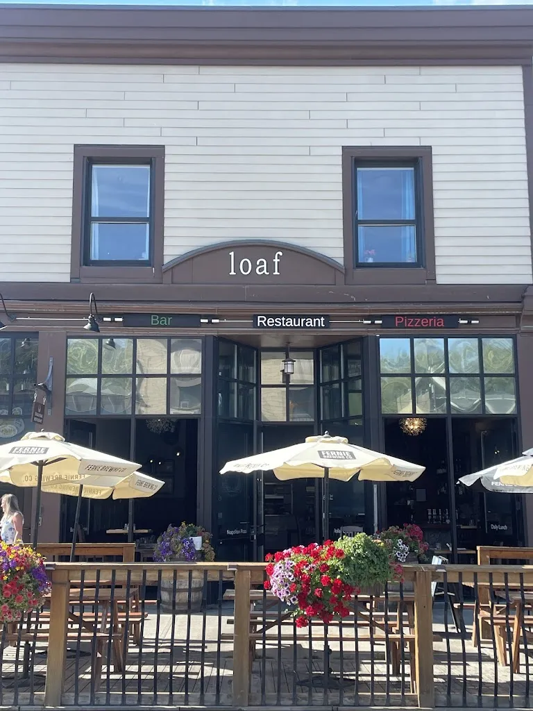 Loaf Italian Restaurant, Bar & Pizzeria ristorante a Fernie