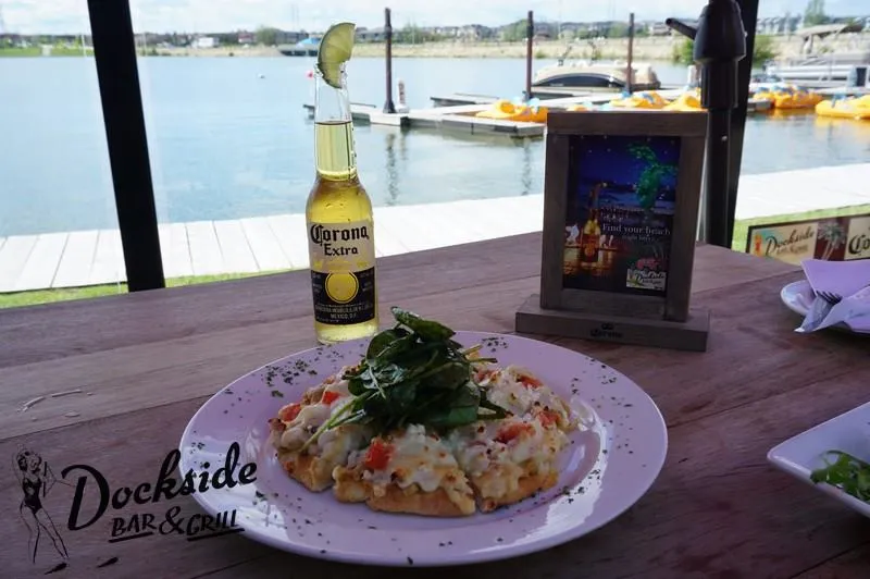 Dockside Bar & Grill_Chestermere_slider_imagen_2