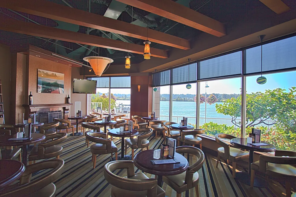 The Boathouse Restaurant restaurant in New Westminster