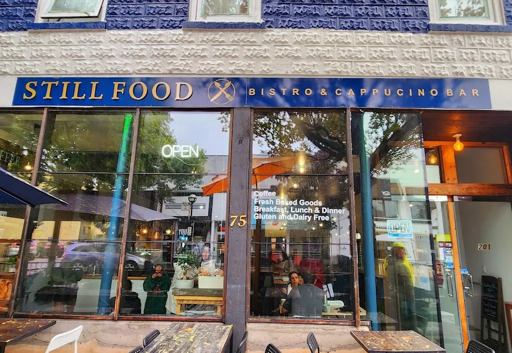 Stillfood Bistro & Cappuccino Bar restaurante en Penticton