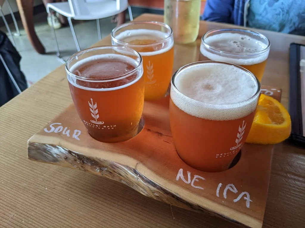 Devils' Bath Brewing Co._Port McNeill_slider_imagen_1