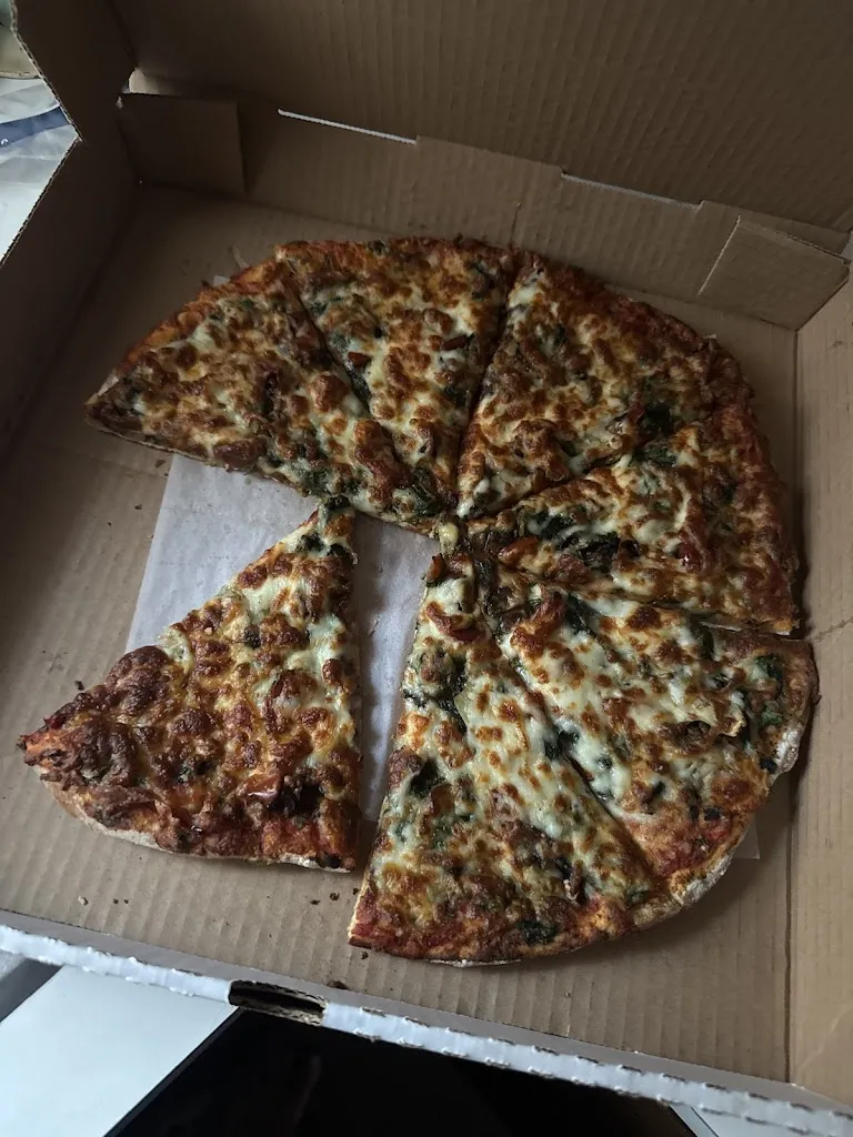 Kit Kat_Pizza 97A_Osoyoos_reseña