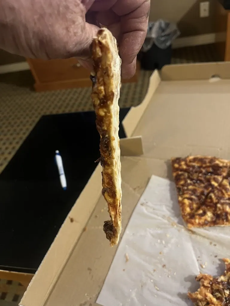 Dennis Gadicke_Pizza 97A_Osoyoos_review