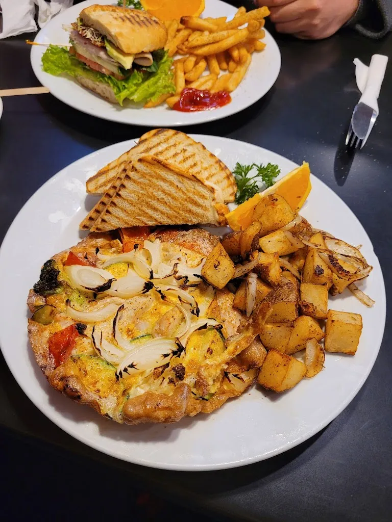 Omega Cafe restaurante en Port Moody