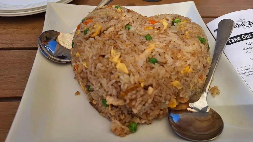 Tere Arboleda_Thaidal Zone Restaurant_Powell River_reseña