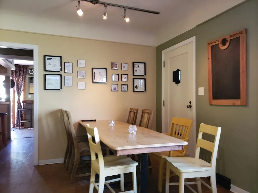 Little Hut Curry restaurante en Powell River