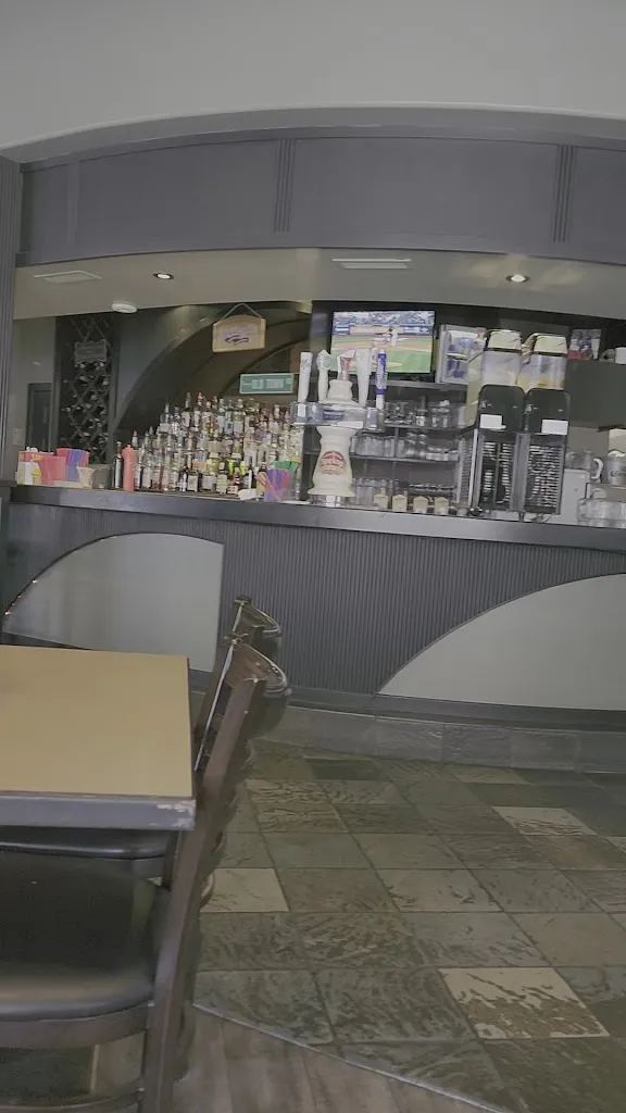 Moose Mulligans Public Eatery_Sicamous_slider_imagen_2