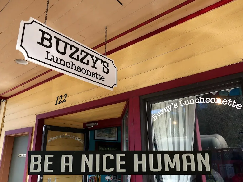 Buzzy's Luncheonette restaurante en Salt Spring Island