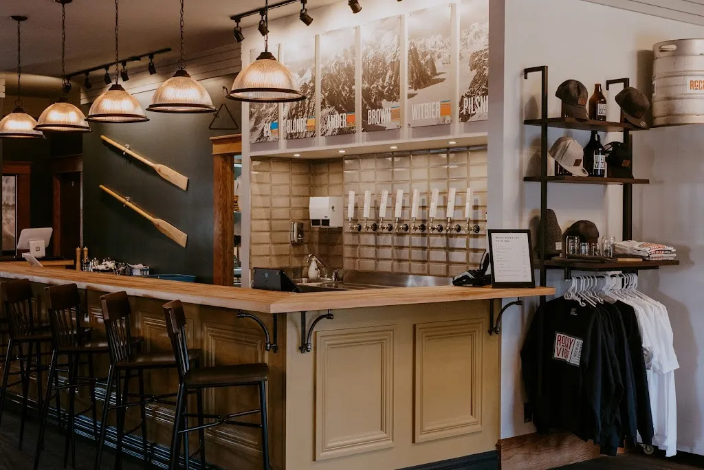 Rocky View Brewing Company restaurante en Cochrane