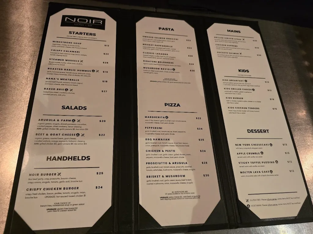 Noir Kitchen + Bar_Smithers_slider_imagen_3