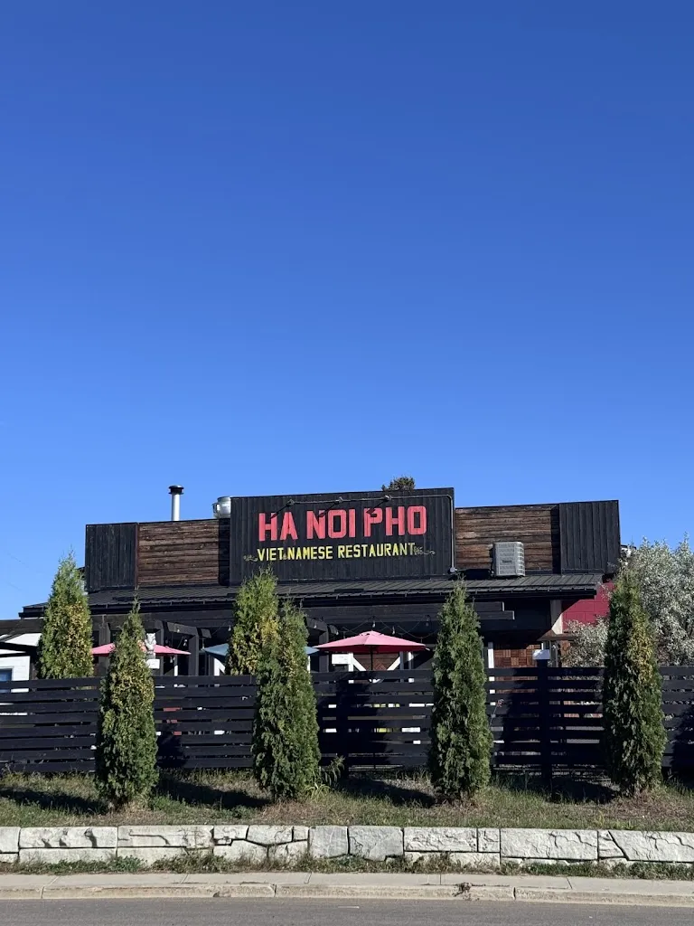 Ha Noi Pho Restaurant restaurante en Cold Lake