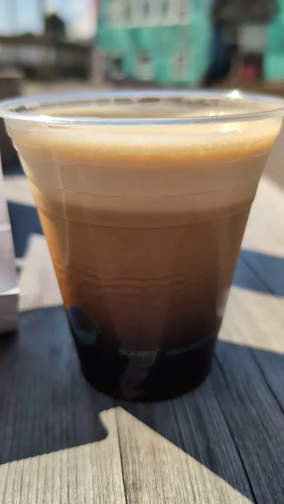 Dan Watt_Bugwood Coffee | Cafe_Smithers_reseña