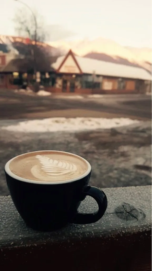 Bugwood Coffee | Cafe_Smithers_slider_imagen_2