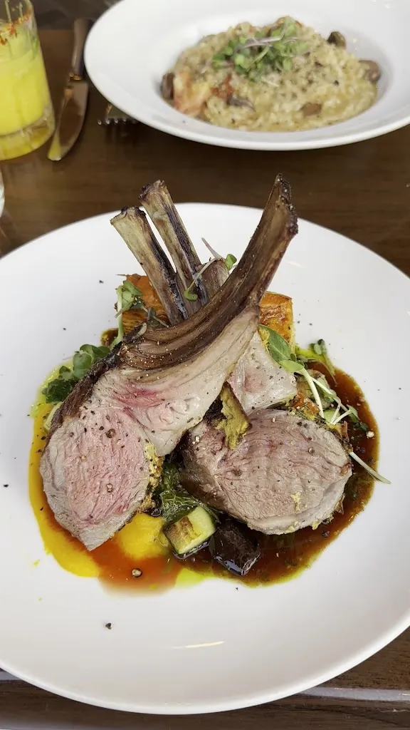 Tap Restaurant_Surrey_slider_imagen_2