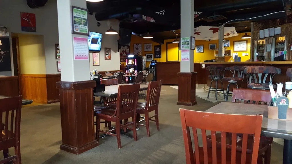 Pourhouse Bar & Grill restaurante en Cold Lake