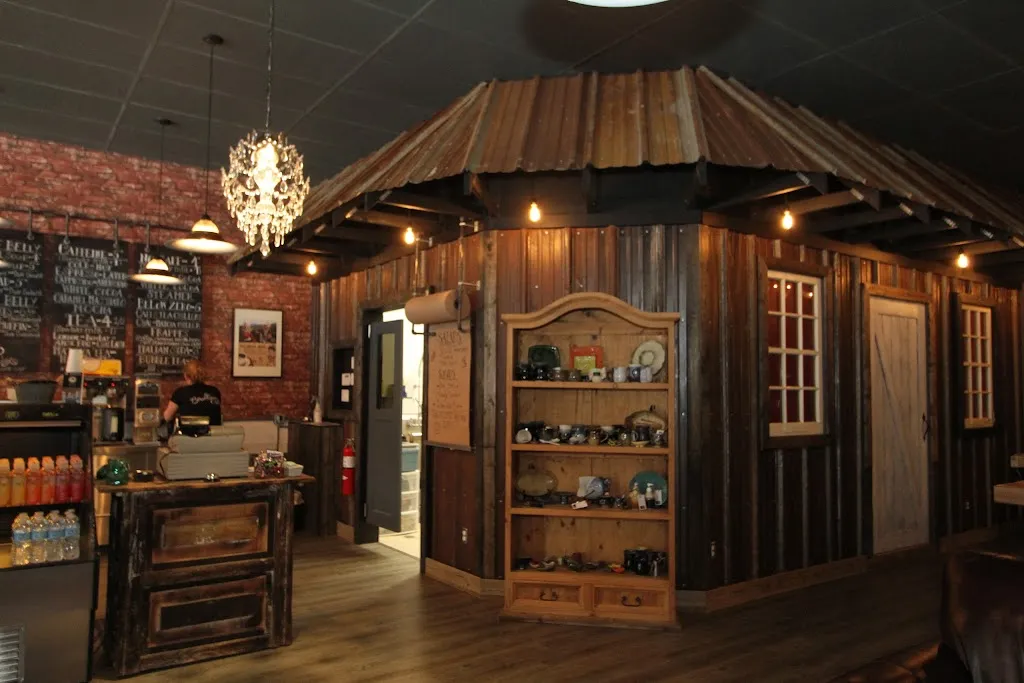 Beantrees Cafe_Cold Lake_slider_imagen_1