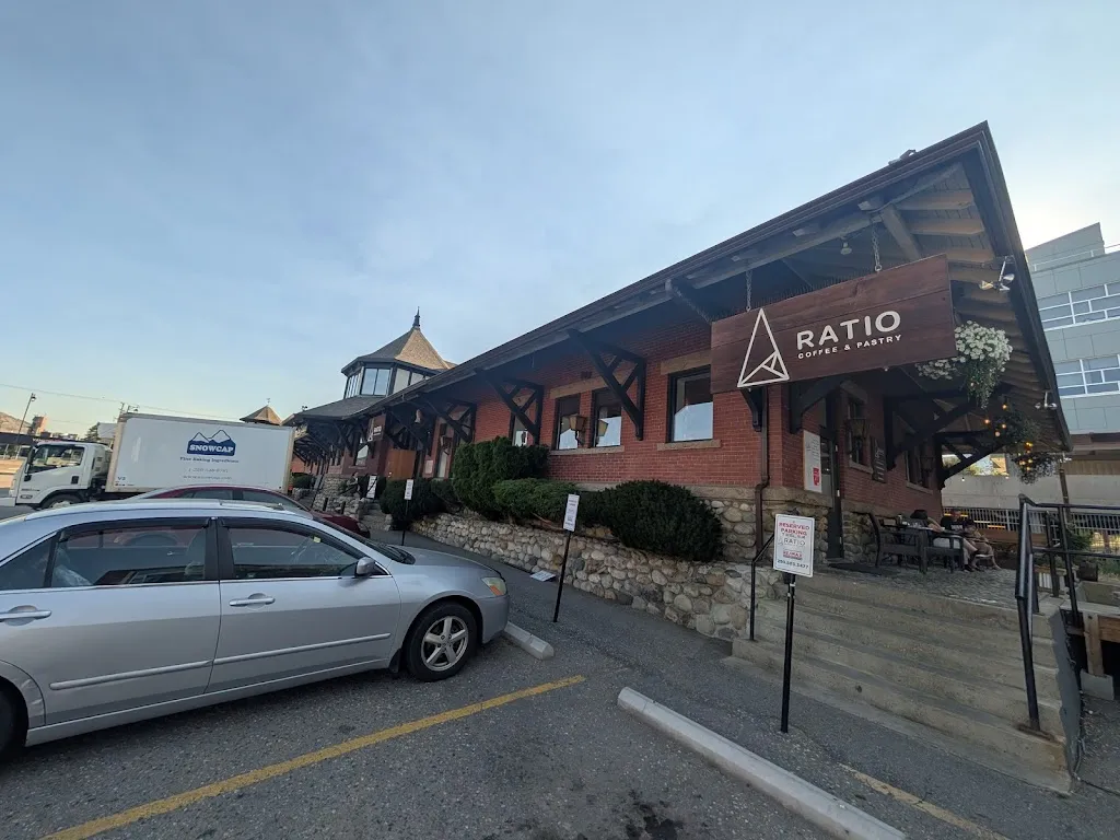 Ratio Coffee & Pastry restaurante en Vernon