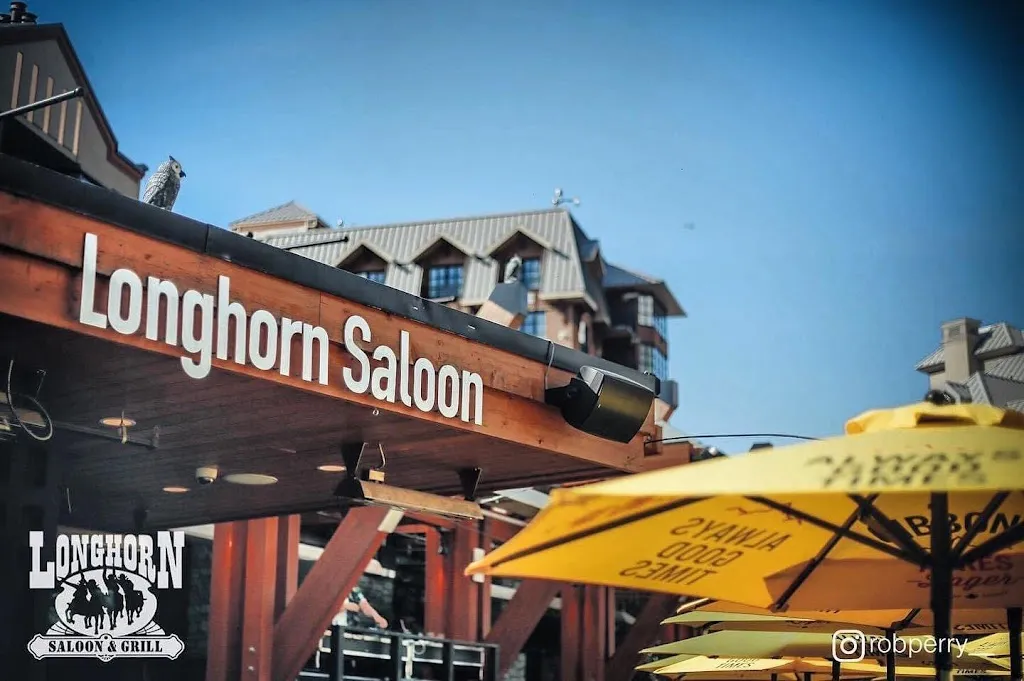 The Longhorn Saloon restaurant à Whistler