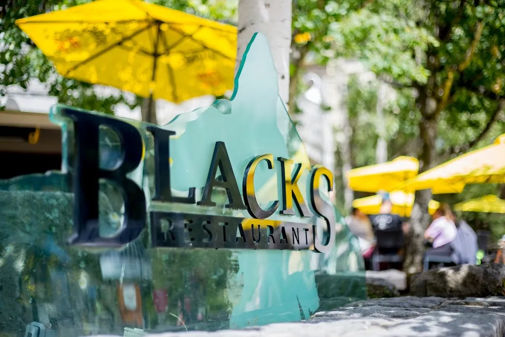 Black's Pub restaurant à Whistler