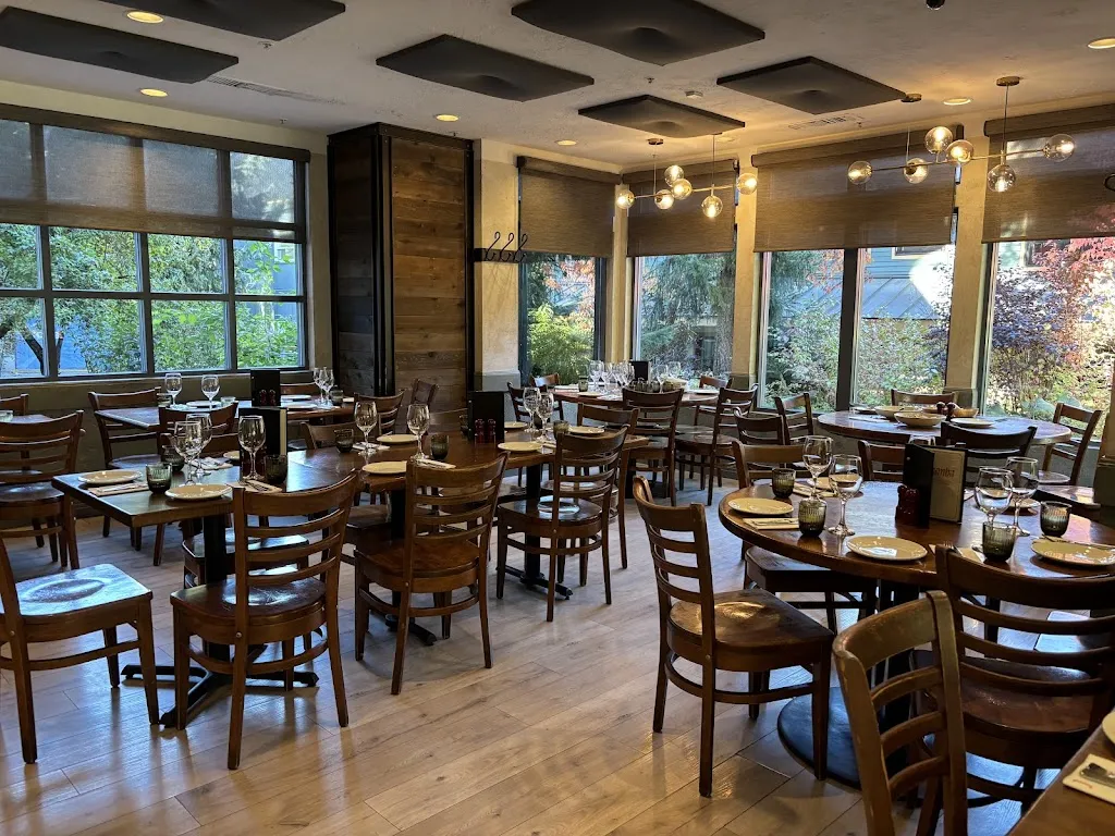 Caramba Restaurant_Whistler_slider_image_3