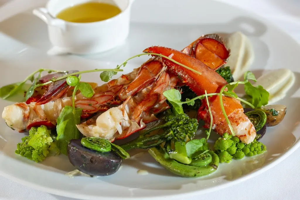 Bearfoot Bistro_Whistler_slider_image_3