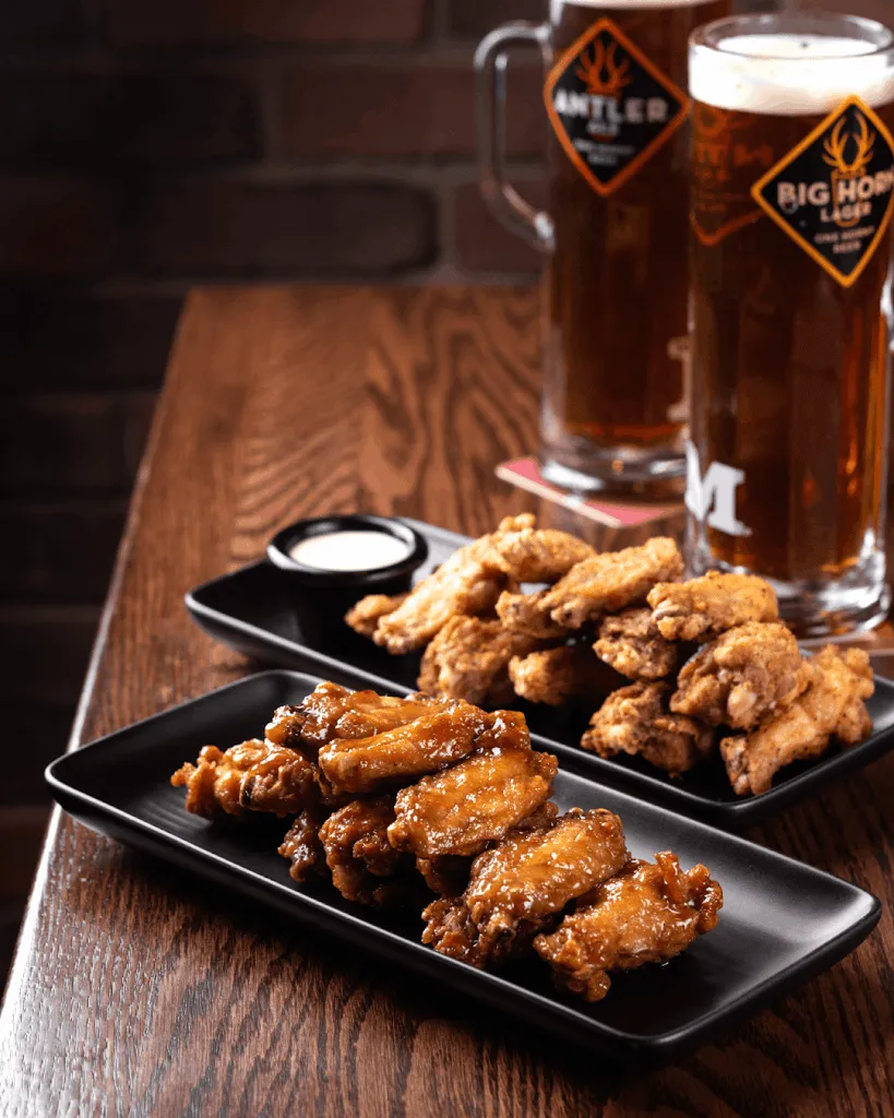 MR MIKES SteakhouseCasual restaurante en Dauphin