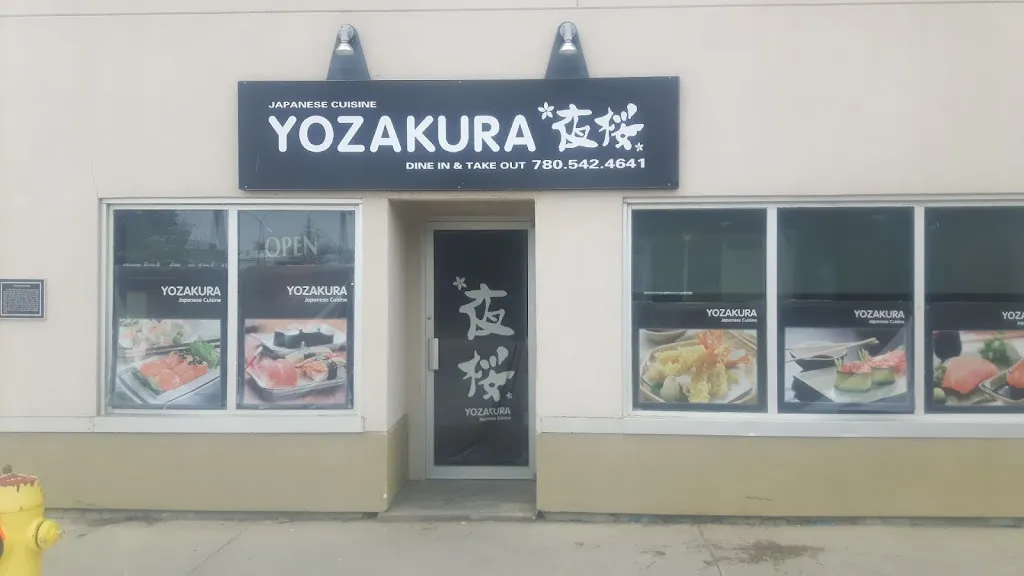 YOZAKURA Sushi & Japanese Cuisine restaurante en Drayton Valley