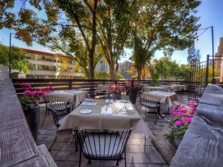 The Marc restaurante en Edmonton