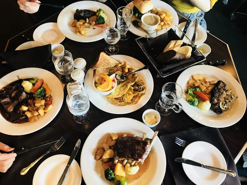 Normand's Restaurant_Edmonton_slider_imagen_3