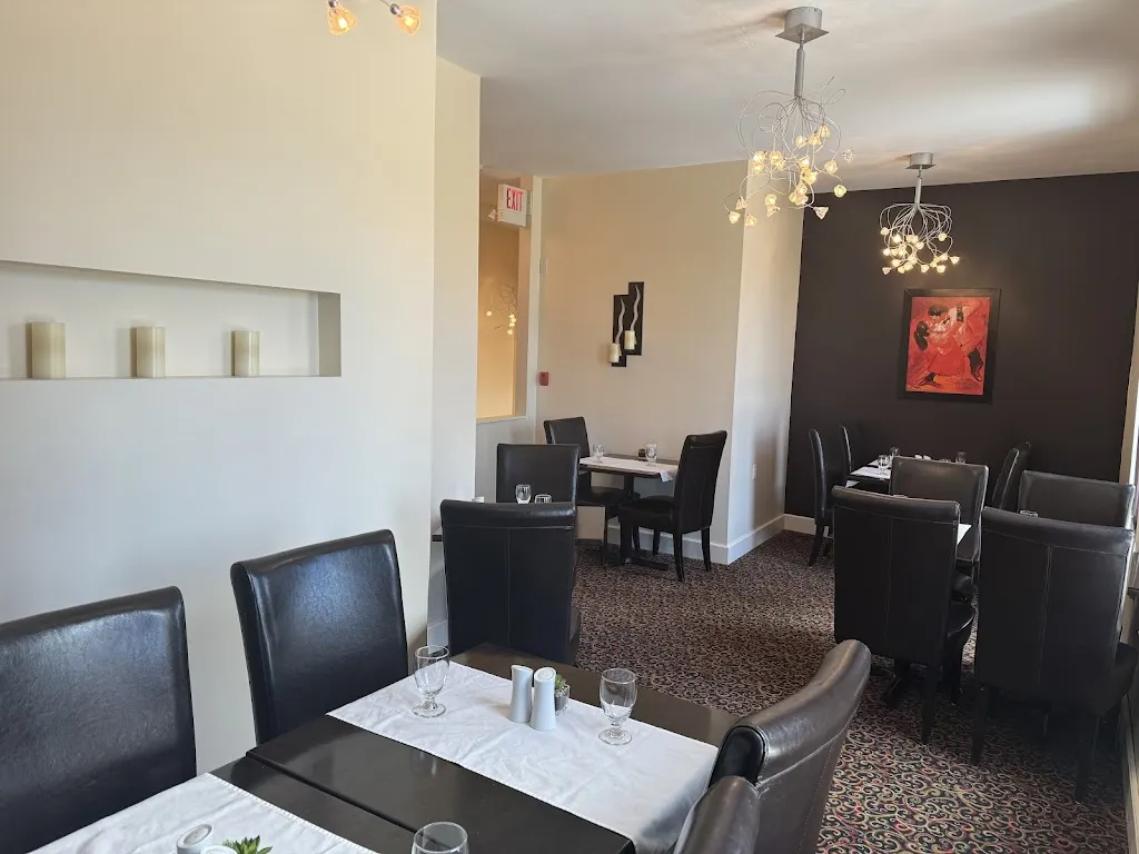 T's Dining & Lounge_Virden_slider_imagen_3