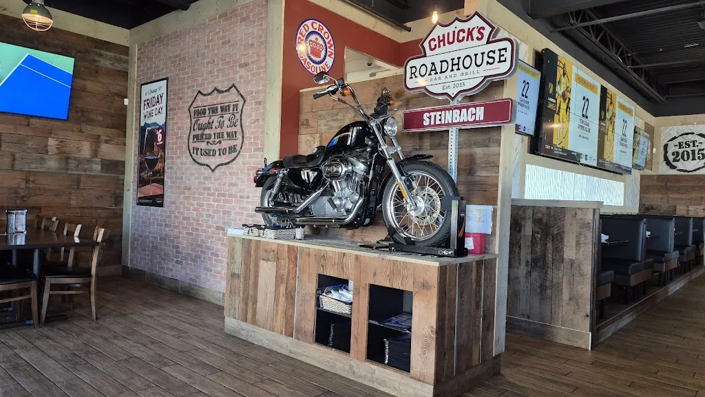 Chuck's Roadhouse Bar & Grill restaurante en Steinbach