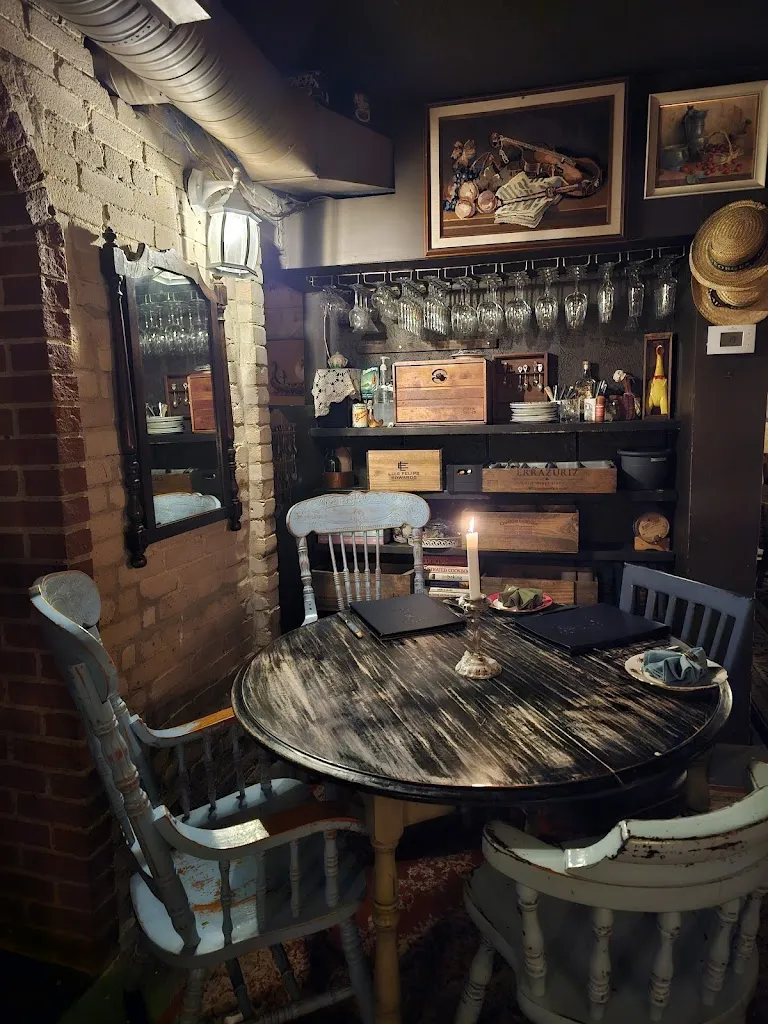 Sous Sol_Winnipeg_slider_image_3