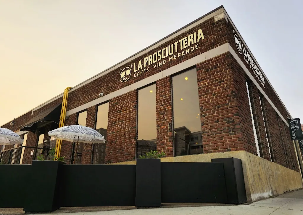 La Prosciutteria Yeg restaurante en Edmonton
