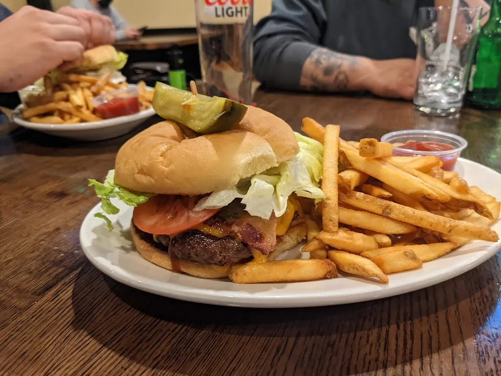 Griffins Pub & Eatery_Oromocto_slider_immagine_3