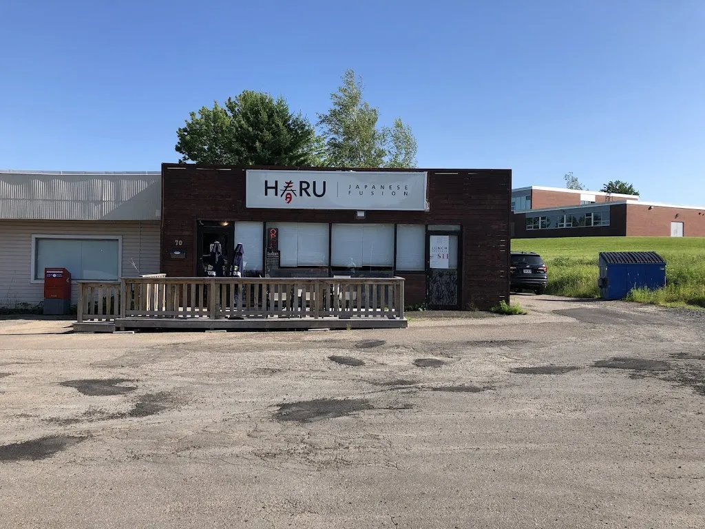 Haru Japanese Fusion restaurante en Oromocto