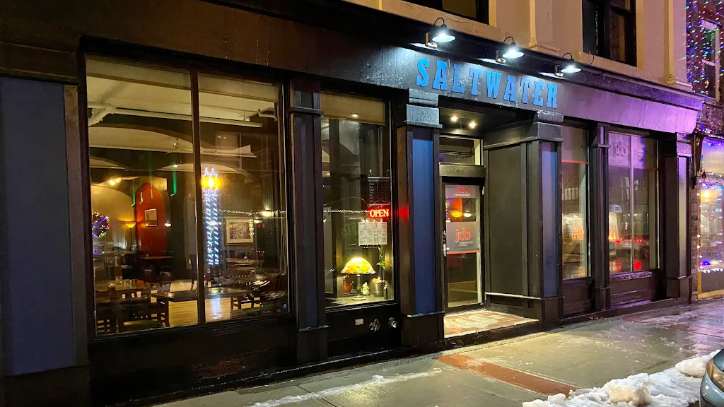 Saltwater restaurante en Bay St. George South
