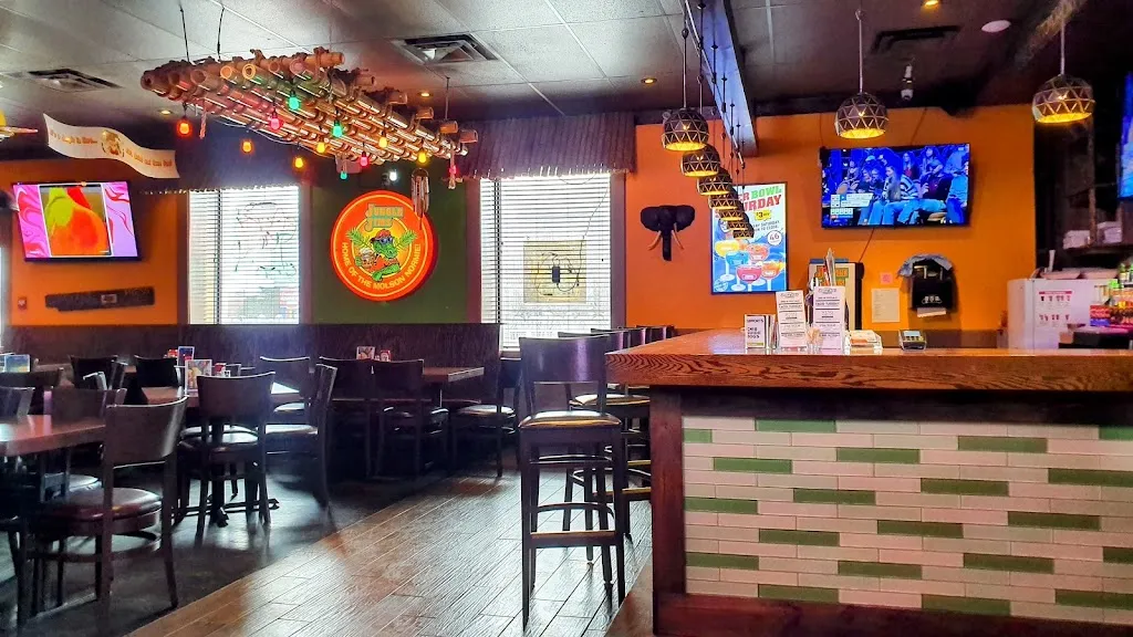 Jungle Jim's Eatery_Goulds_slider_imagen_1